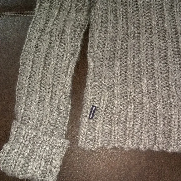 Turtle Kneck - Picture 7 of 8